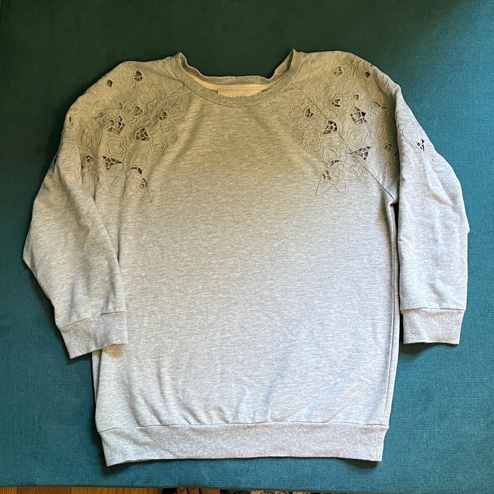 Gray Women's Sweater with Floral Detailing